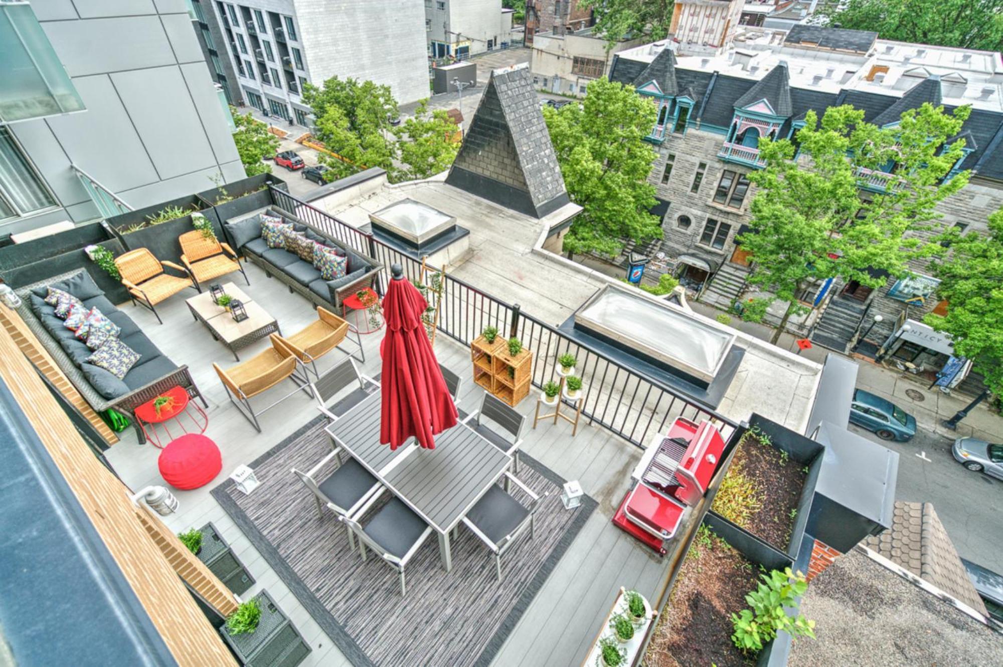 Liv Mtl Downtown Aparthotel Montreal Exterior photo